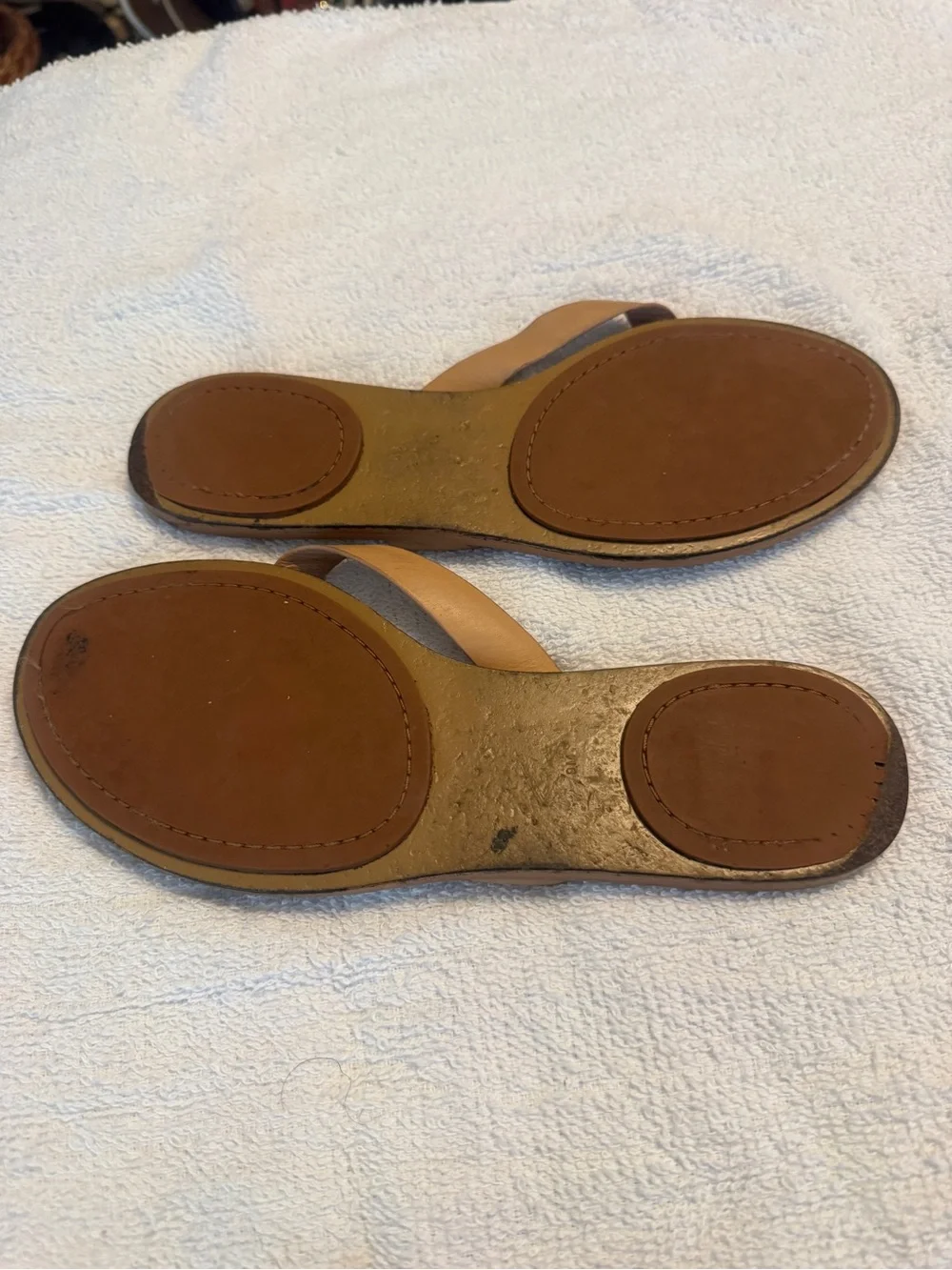 Tory Burch Leather Tan Brown Logo Flip Flop Sandals